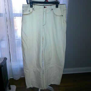 PEACE LOVE WORLD Cream w/Brown & Red Top Stitching Barrel Leg Jeans 16